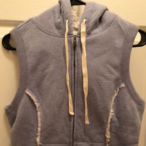 Old Navy zip up vest size M